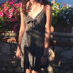 American Eagle floral button-up dress with tie